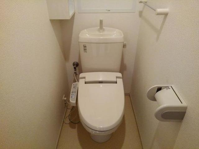 トイレ　トイレもきれいです