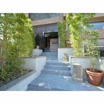エントランス　毎日通るエントランスはこのようになっています