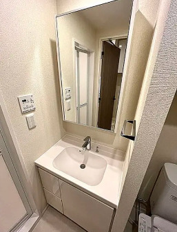 洗面設備　写真は同タイプ住居です