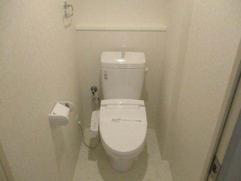 トイレ　シャワー付トイレ