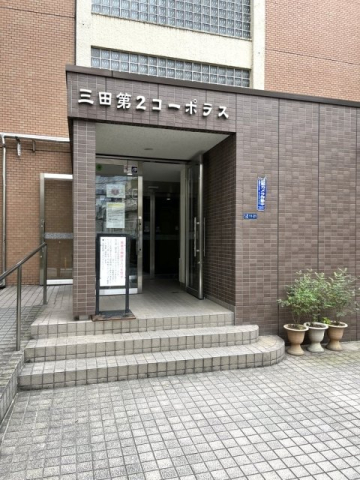エントランス　エントランス