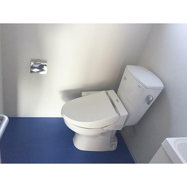 トイレ　※同仕様写真