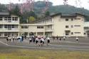 小学校　高岡市立成美小学校（小学校）まで910m