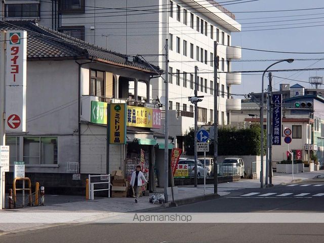 ドラックストア　ミドリ薬品大竜店（ドラッグストア）まで264m