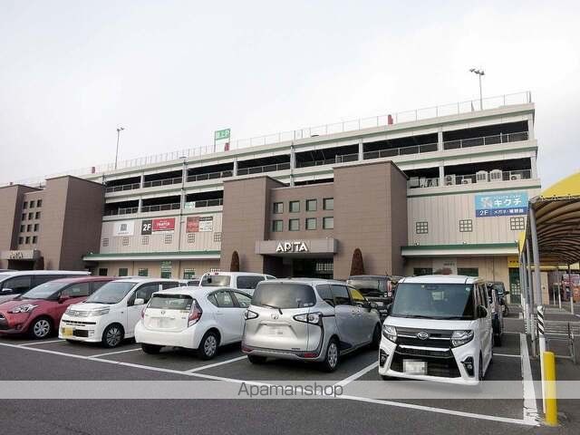 ショッピングセンター　アピタ　岡崎北店（ショッピングセンター）まで2400m