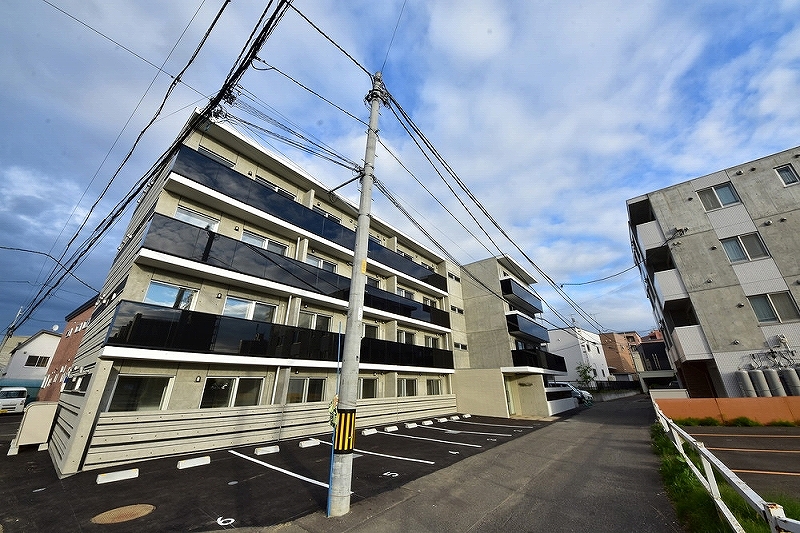 地下鉄東豊線 学園前駅 徒歩7分 築9年