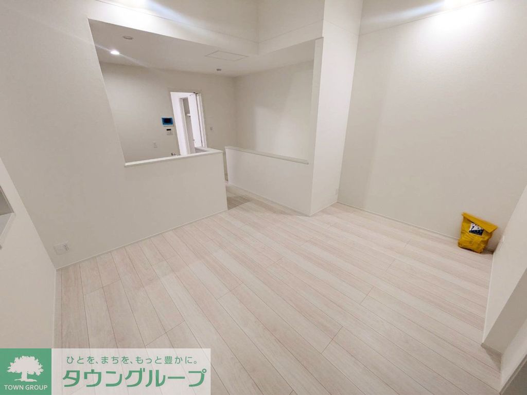 居室・リビング　★お部屋のレイアウトや使い方等、ご来店時に説明させて頂きま…