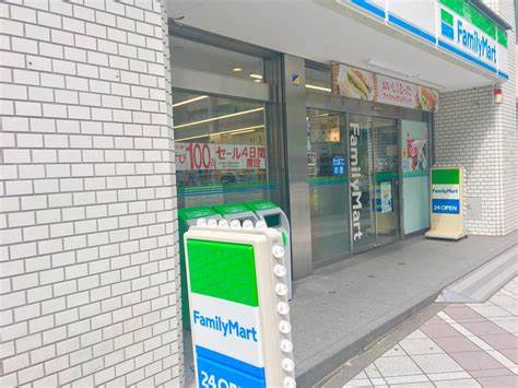 コンビニ　ファミリーマート 日本橋一丁目北店（コンビニ）まで396m