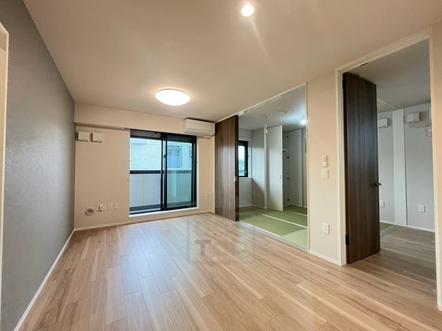 Garden crest箕面船場の居間写真