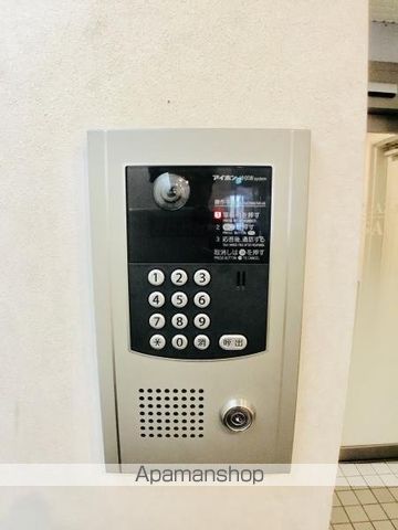 ロイヤルプラザ滝野川の外観写真