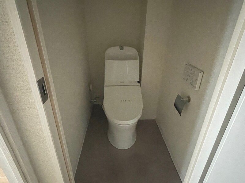 ＪＲ山手線 田町駅 徒歩12分 11階建 築47年のトイレ写真