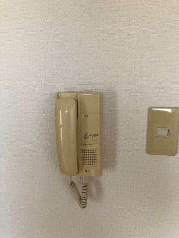 セキュリティ　【ブリストル神崎】モニター付きインターホンです