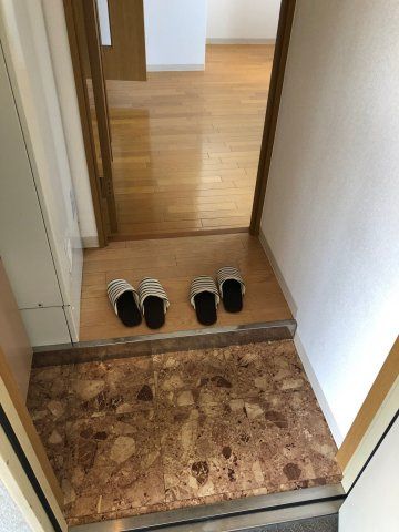 玄関　【ブリストル神崎】落ち着いた玄関です
