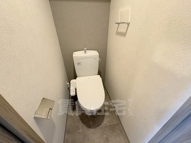 S-RESIDENCE上新庄beatのトイレ写真