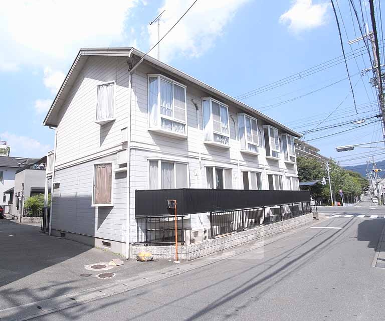 シャルマン鴨川の外観写真