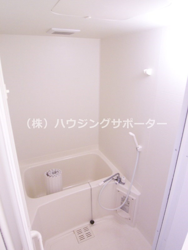 バス・シャワールーム　浴室乾燥・追い焚きは無です