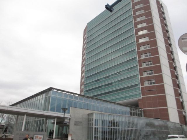 役所　鈴鹿市役所（役所）まで750m
