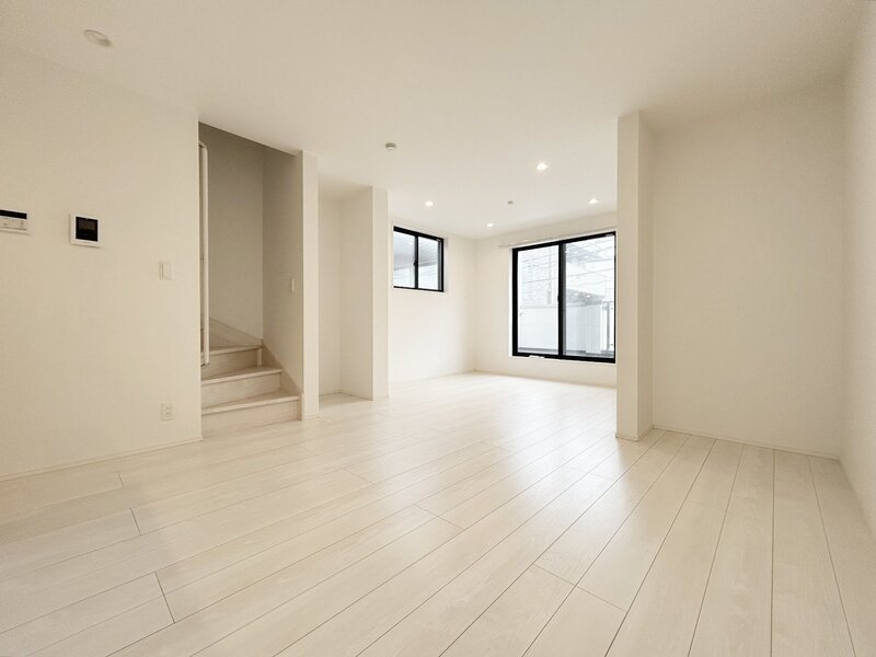 太子堂3丁目戸建の居間写真