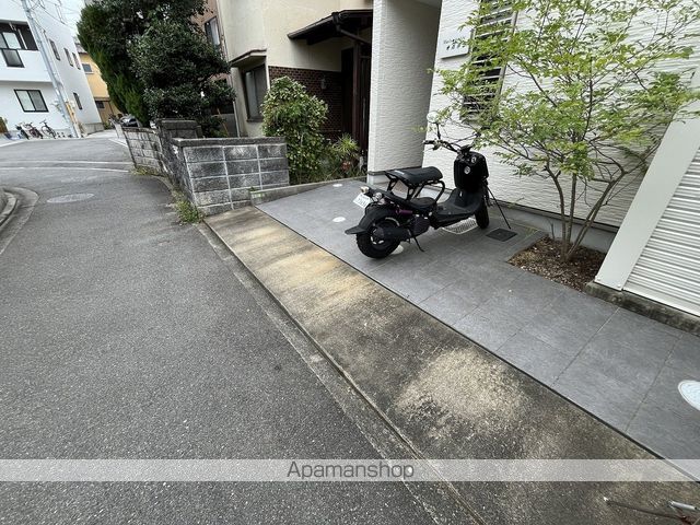 幼稚園・保育園　こうご北保育園（幼稚園・保育園）まで410m