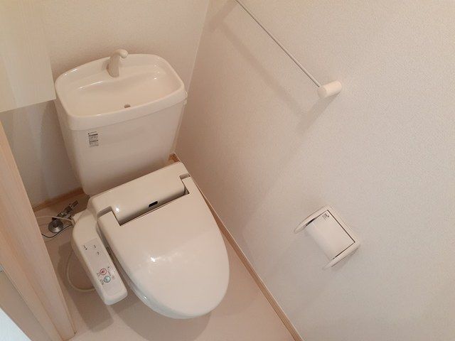 トイレ　シンプルで使いやすいトイレです