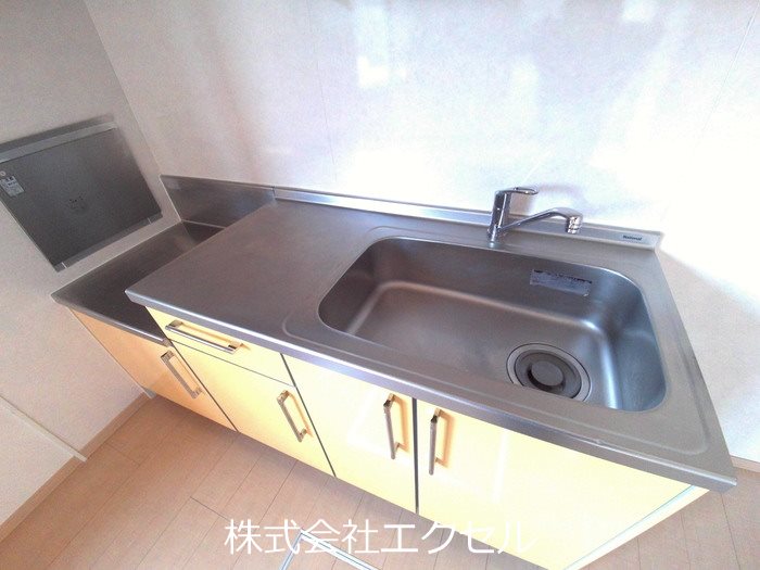 キッチン　お好きなガスコンロを設置できます。