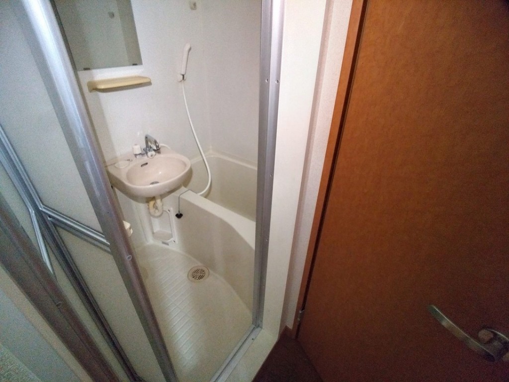 レオパレスひまわりの風呂写真