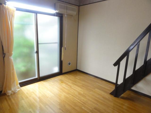 居室・リビング　居室