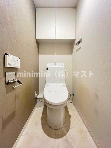 プレサンスロジェ難波GRANDWESTのトイレ写真