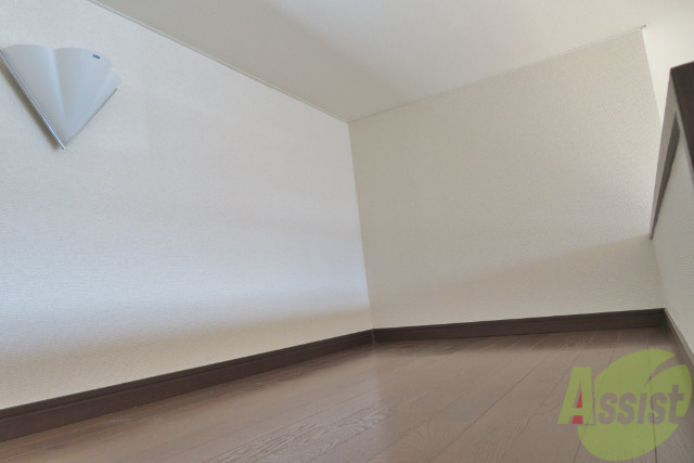 その他部屋・スペース　ロフトは幅もしっかりあって眠りやすそうです。