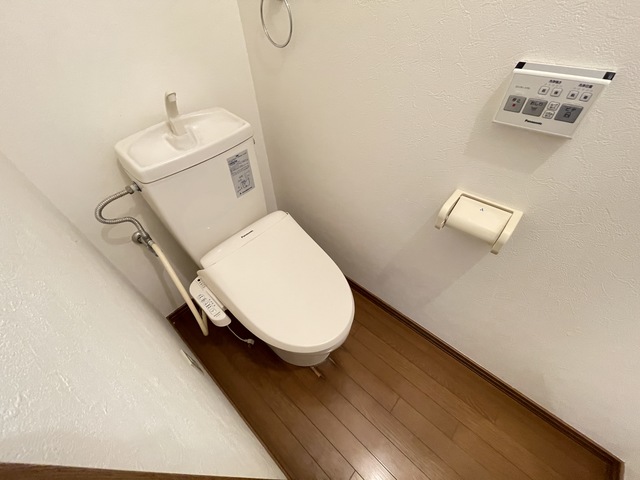 正雀3丁目戸建のトイレ写真