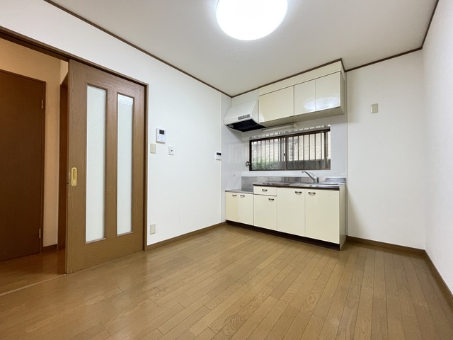 正雀3丁目戸建の居間写真