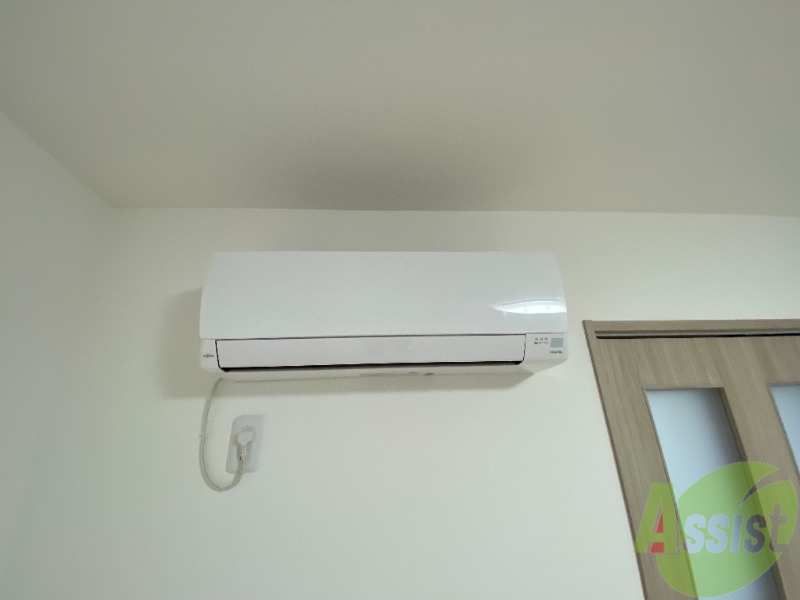 その他設備　部屋にはエアコンがあり、暑い日や寒い日も安心です。