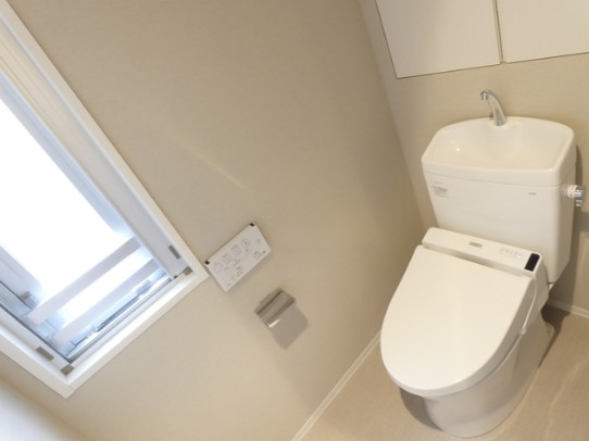 LIBR GRANT 西新宿EASTのトイレ写真