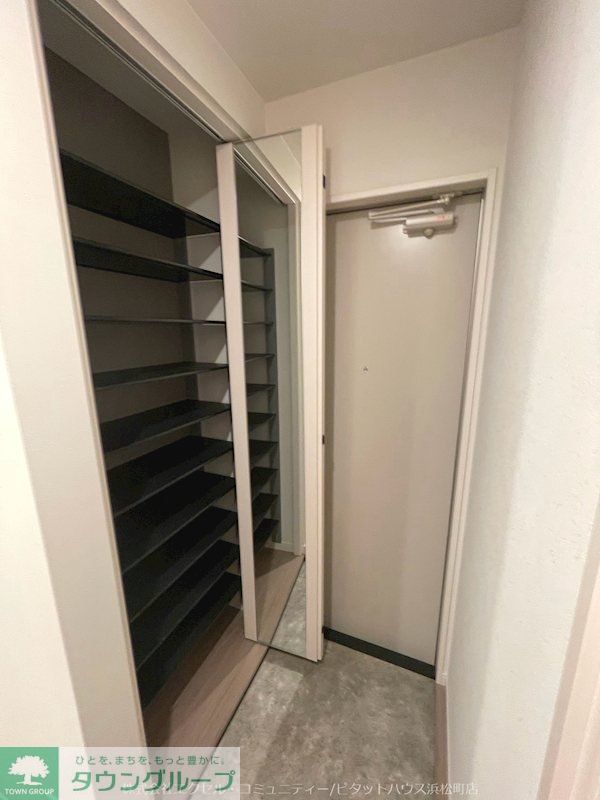 玄関　★お部屋探しは株式会社タウンハウジング東京まで★