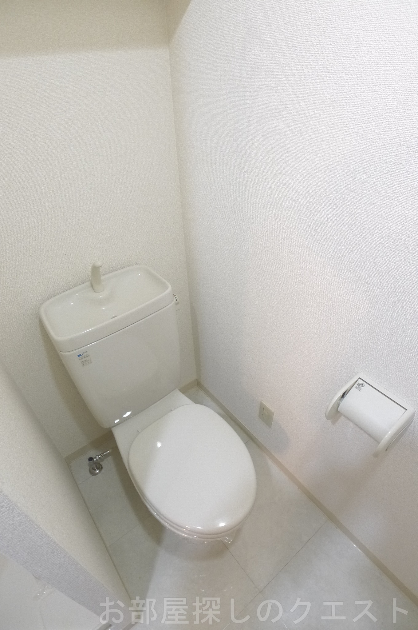 トイレ　（写真は同タイプ）