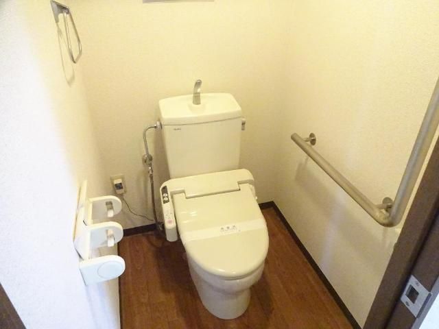 ワッフルハイツのトイレ写真