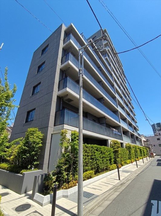 建物外観　駅徒歩4分の好立地☆彡