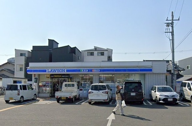 コンビニ　ローソン　吹田岸部北三丁目店（コンビニ）まで323m