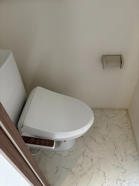 高石テラスハウスのトイレ写真