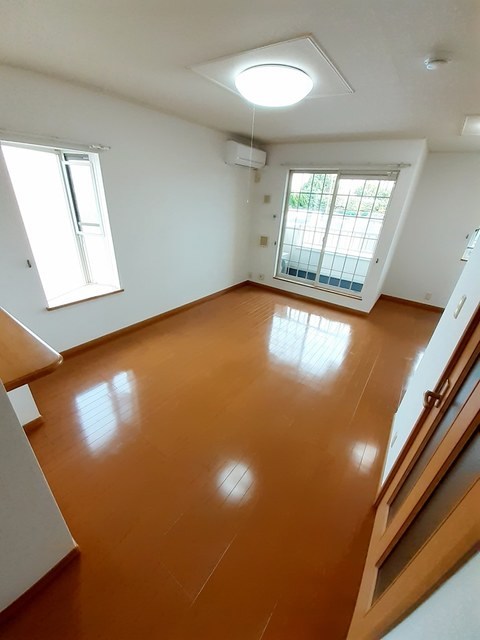 FLATS NKTの居間写真