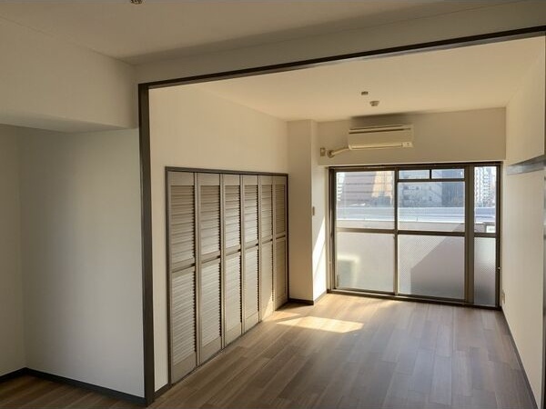 居室・リビング　※写真は同じマンションの違う部屋のものになります。