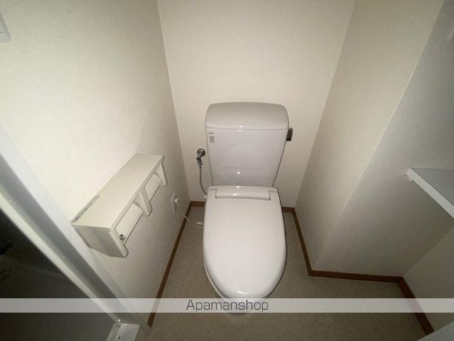 ＪＲ山手線 目黒駅 徒歩4分 5階建 築21年のトイレ写真