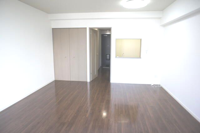 その他部屋・スペース　落ち着いて過ごせるお部屋なので、寝室にいかがでしょうか