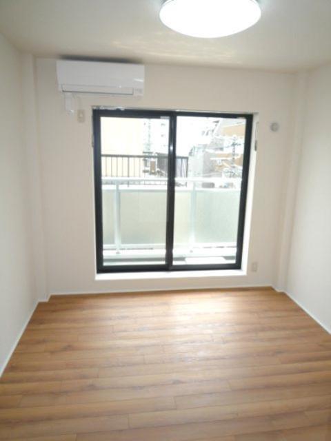 居室・リビング　きれいなお部屋です