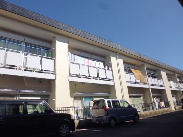 駐車場　★敷地内駐車場★（空き状況・使用料等詳細はご確認下さい）