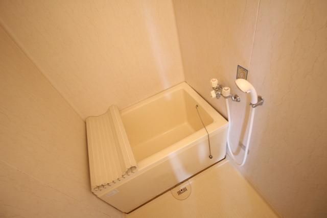 バス・シャワールーム　もちろんバス・トイレは別