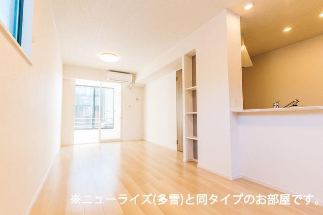 居室・リビング　※同タイプ