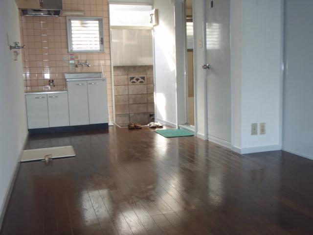 ひかりコーポの居間写真