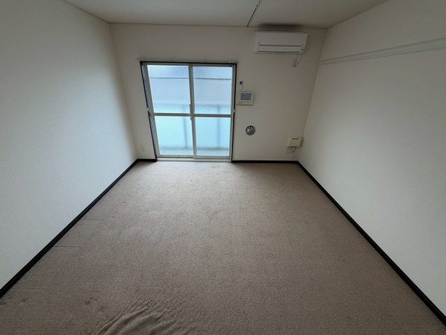 ＪＲおおさか東線 新加美駅 徒歩9分 3階建 築16年の居間写真