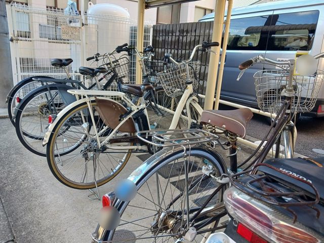 ブリック メゾン 金剛の外観写真